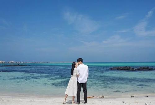 晚上聊天开场白微信_教你一步成为情场高手