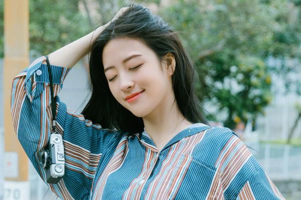 怎么哄女朋友开心呢_哄老婆聊天开心话术